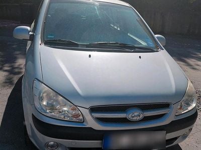 Second-hand Hyundai Getz 88 CP (64 kW) 2009 Argintiu Hatchback