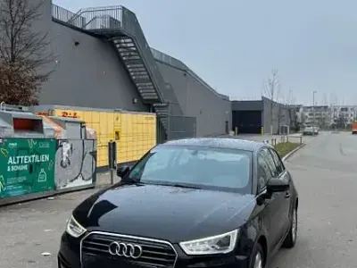 Gebraucht Audi A1 Sport 95 PS (69 kW) 2015 Schwarz Kleinwagen
