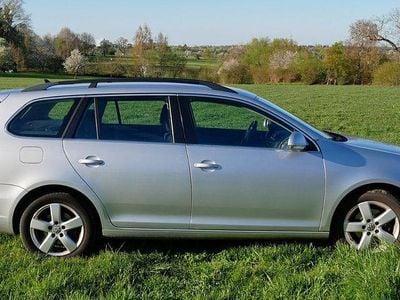 Gebraucht VW Golf VI Comfortline 105 PS (77 kW) 2010 Silber Kleinwagen