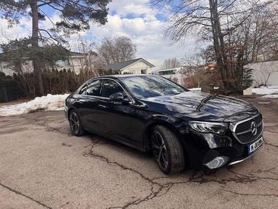 Gebraucht Mercedes E220 197 PS (144 kW) 2024 Schwarz Limousine