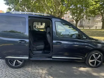 Gebraucht VW Caddy Style 122 PS (89 kW) 2022 Blau Van / Kleinbus