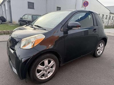 Toyota iQ