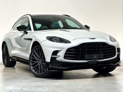 Aston Martin DBX 707