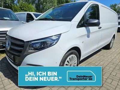 Gebraucht Mercedes Vito 163 PS (119 kW) 2025 Arktikweiss Van