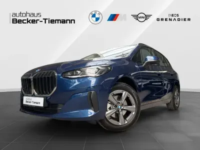 Gebraucht BMW 220 Active Tourer 156 PS (114 kW) 2025 Phytonicblau Van / Kleinbus