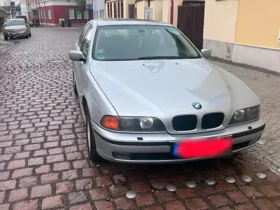 Käytetty BMW 523