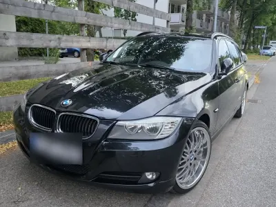 Gebraucht BMW 318 143 PS (105 kW) 2010 Schwarz Kombi