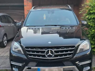 Gebraucht Mercedes ML350 258 PS (189 kW) 2012 Schwarz SUV
