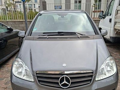 Mercedes A180
