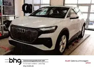 Second-hand Audi Q4 Sportback e-tron Ambiente 125 kW (170 CP) 2023 Alb SUV