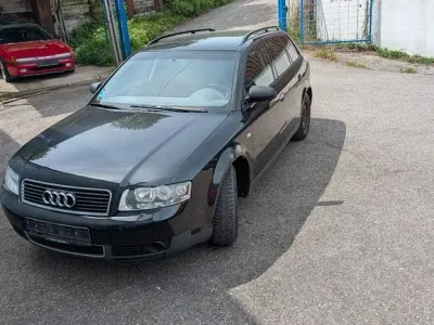 Gebraucht Audi A4 131 PS (96 kW) 2001 Schwarz Kombi
