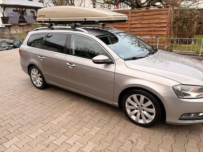 Gebraucht VW Passat Highline 140 PS (102 kW) 2014 Grau Kombi