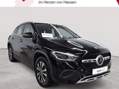 Nachtschwarz Gebraucht 2022 Mercedes GLA250 Style SUV | 28.690 € (Guter Preis)