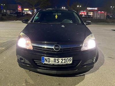 Gebraucht Opel Astra GTC 105 PS (77 kW) 2005 Schwarz Kleinwagen
