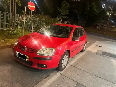 Usata VW Golf IV 105 CV (77 kW) 2005 Rosso Berlina