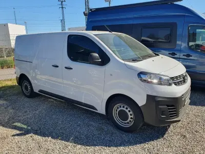 Usata Opel Vivaro 102 CV (75 kW) 2023 Bianco Monovolume