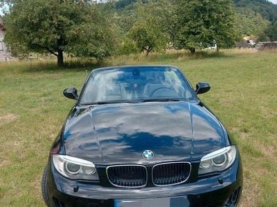 Gebraucht BMW 120 Cabriolet Exclusive 177 PS (130 kW) 2013 Schwarz Cabrio