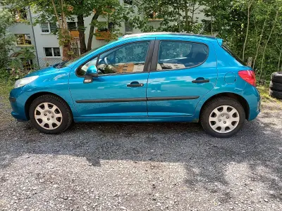 Gebraucht Peugeot 207 73 PS (53 kW) 2009 Blau Limousine