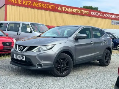 Gebraucht Nissan Qashqai 131 PS (96 kW) 2015 Grau SUV
