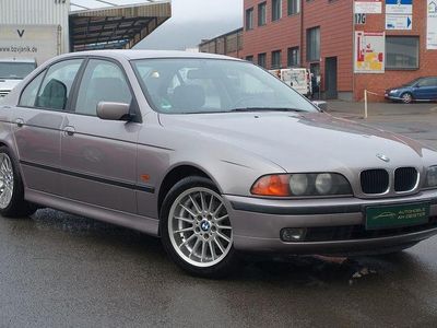 Silber Gebraucht 1998 BMW 528 M Sport Limousine | 9.990 € (Teuer)