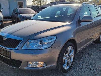 Second-hand Skoda Octavia Elegance 122 CP (89 kW) 2010 Bej Break