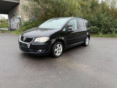 Schwarz Gebraucht 2009 VW Touran United Van / Kleinbus | 5.100 € (Fairer Preis)