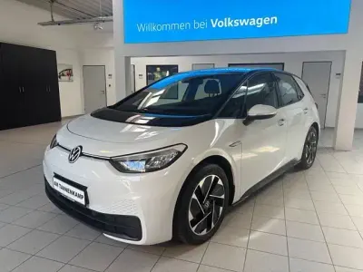 Gebraucht VW ID.3 Pro Performance 150 kW (204 PS) 2023 Weiß Kleinwagen