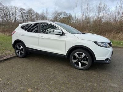Gebraucht Nissan Qashqai N-Connecta 116 PS (85 kW) 2017 Weiß SUV