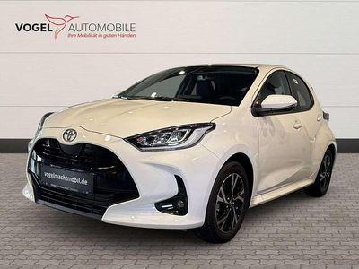 Platinum weiss perleffekt Neu 2025 Toyota Yaris Hybrid Kleinwagen | 25.910 € (Fairer Preis)
