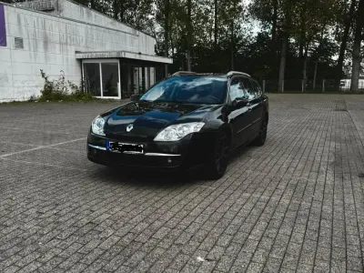 Gebraucht Renault Laguna III 150 PS (110 kW) 2007 Schwarz Kombi