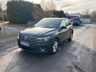 Grau Gebraucht 2018 VW Tiguan SUV | 19.500 € (Teuer)