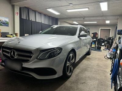 Mercedes E220