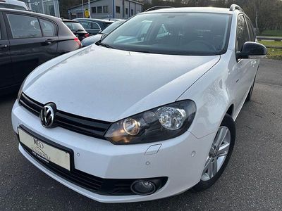 Gebraucht VW Golf VI Match 105 PS (77 kW) 2012 Weiß Kleinwagen