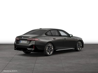 Gebraucht BMW 520 M Sport 197 PS (144 kW) 2025 Grau Limousine