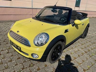 Usado Mini Cooper Cabriolet 122 HP (89 kW) 2010 Amarelo Cabrios