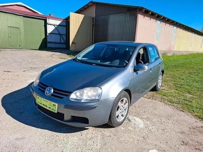 Usata VW Golf IV 75 CV (55 kW) 2005 Berlina