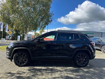 Gebraucht Jeep Compass 150 PS (110 kW) 2021 Schwarz SUV