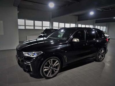 gebraucht BMW X5 M d JET BLACK ACC SKYLOUNGE-PANO HUD NIGHVS