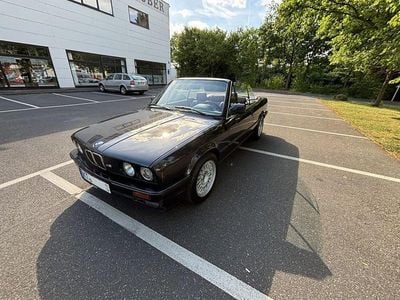Gebraucht BMW 320 Cabriolet 129 PS (94 kW) 1991 Schwarz Cabrio