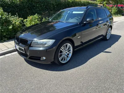Gebraucht BMW 320 170 PS (125 kW) 2009 Schwarz Kombi