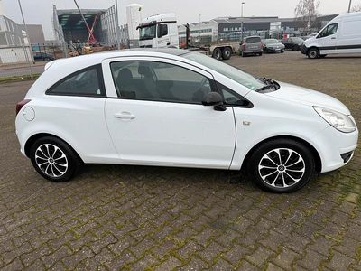 Gebraucht Opel Corsa 80 PS (58 kW) 2009 Weiß Kleinwagen