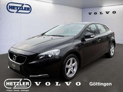Onyx black / metallic Gebraucht 2017 Volvo V40 Kinetic Kombi | 13.900 € (Fairer Preis)