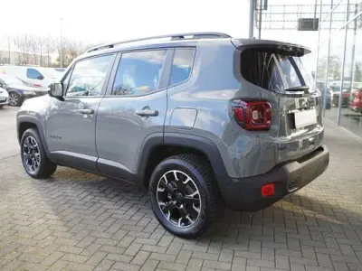 Gebraucht Jeep Renegade 241 PS (177 kW) 2023 Grau stinggray clear coat SUV