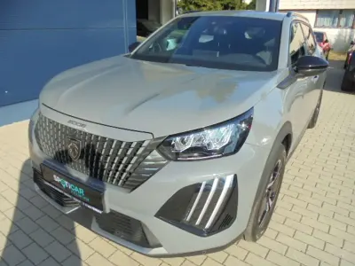 Gebraucht Peugeot 2008 Allure 131 PS (96 kW) 2024 Seleniumgrau SUV