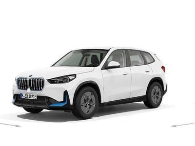 Gebraucht BMW iX1 Performance 200 kW (272 PS) 2022 Weiß SUV