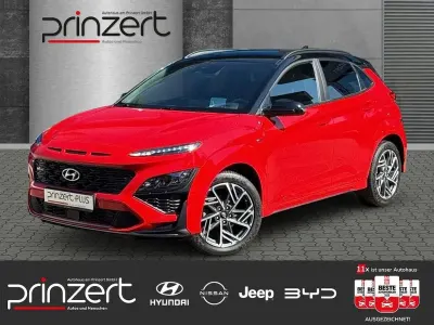 Gebraucht Hyundai Kona N Line 120 PS (88 kW) 2023 Ignite flame / abyss black / sol SUV