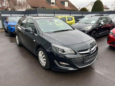 Gebraucht Opel Astra Sport 131 PS (96 kW) 2014 Schwarz Kombi