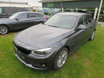 Grau Gebraucht 2016 BMW 320 Gran Turismo Sport Line Limousine | 17.375 €