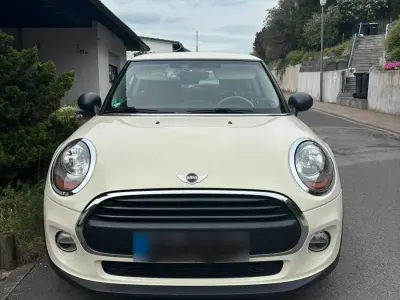Gebraucht Mini ONE 102 PS (75 kW) 2016 Beige Kleinwagen