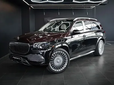 Gebraucht Mercedes GLS600 Maybach 557 PS (409 kW) 2023 Schwarz SUV